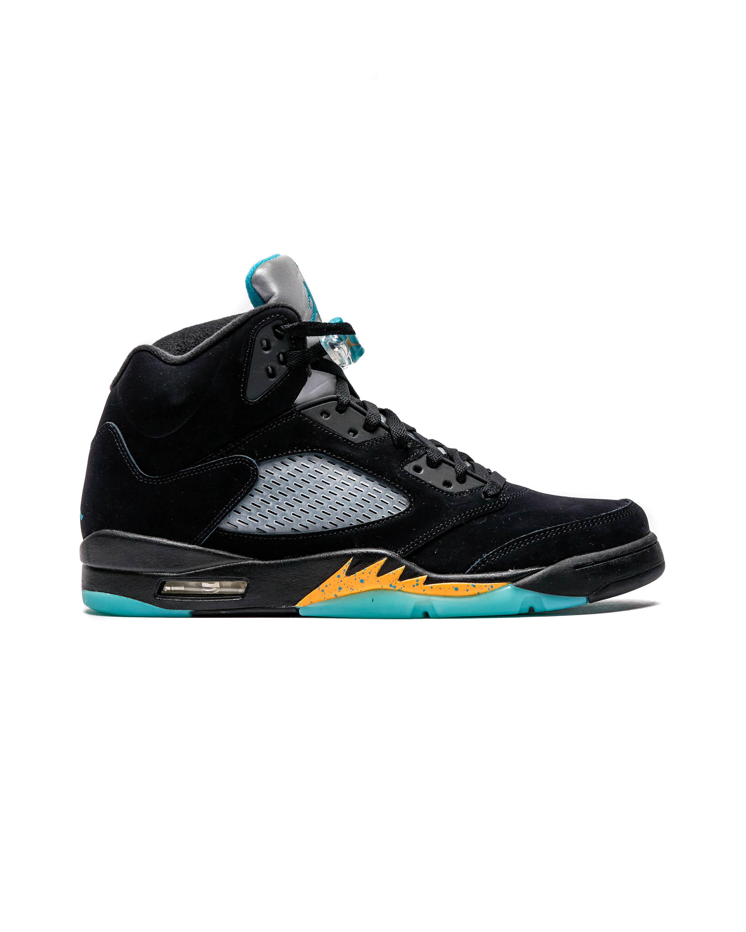 Black and blue jordan 5 online